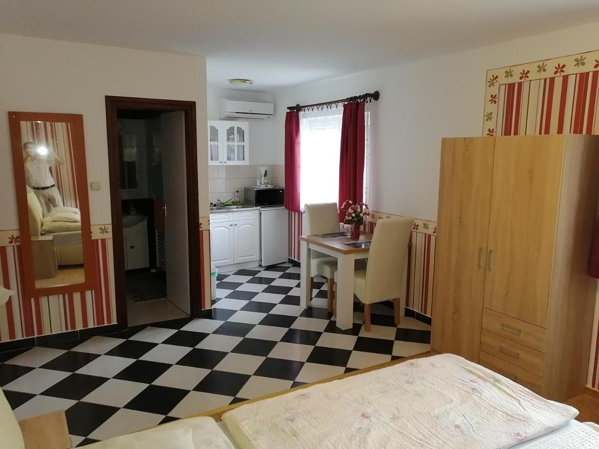 Magdalena Apartmanház Hévíz Exterior foto